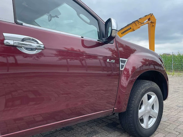 Isuzu - d max - atfs - personenauto - 2013 - afbeelding 3 van  39