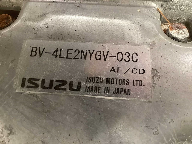 Isuzu 4 cilinder dieselmotor - afbeelding 5 van  5