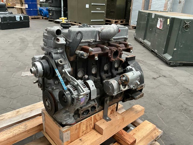 Isuzu bv-4le2nygv-03c dieselmotor - afbeelding 3 van  9