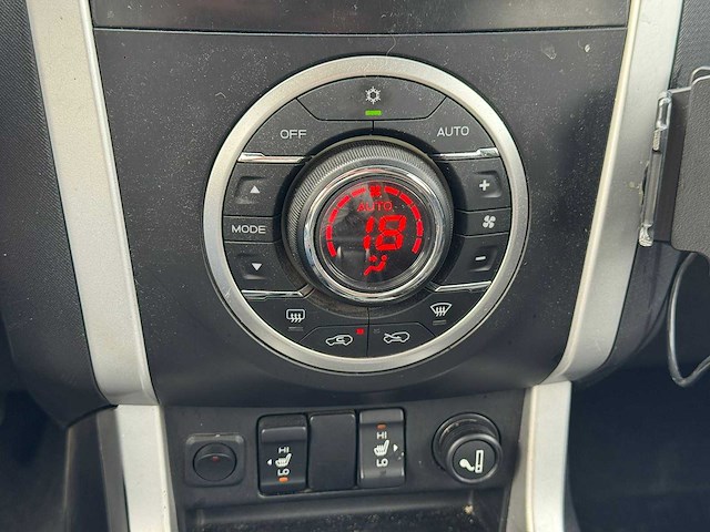 Isuzu d-max 2.5 double cab lsx 5-persoons - 2016 | vx-388-l - afbeelding 17 van  38