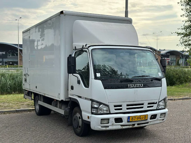 Isuzu n3.0 nkr85l, 87-vgj-8 - afbeelding 5 van  11
