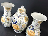 Italiaans porseleinen kaststel - afbeelding 3 van  5