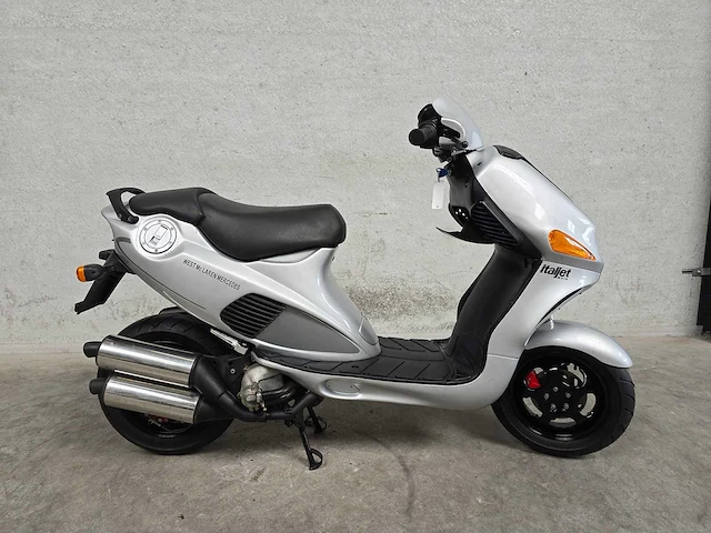 Italjet - formula - 125cc twin - 2t scooter - afbeelding 2 van  8