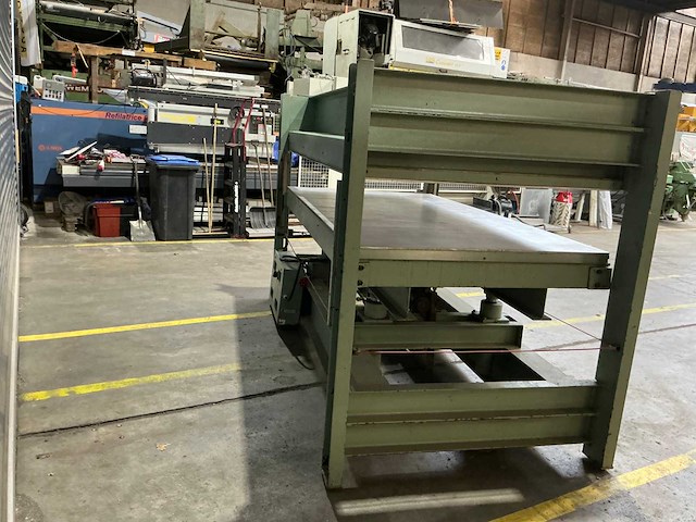 Italpresse - mec b 4 - fineerpers - afbeelding 8 van  13