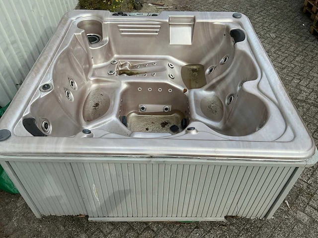 Itc aquaprodcuts jacuzzi - afbeelding 4 van  11