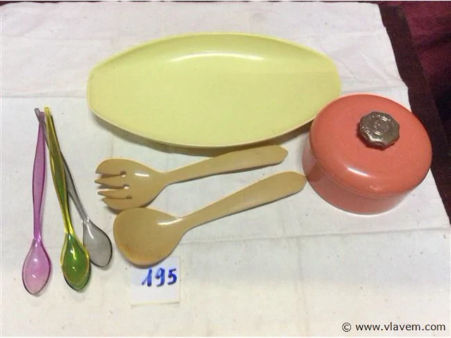 Items divers - afbeelding 1 van  3