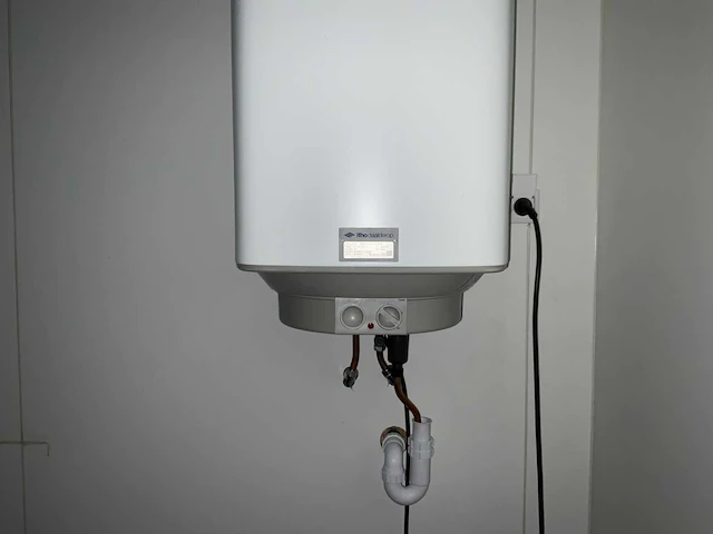 Itho daalderop 120 mono plus elektrische boiler - afbeelding 4 van  5