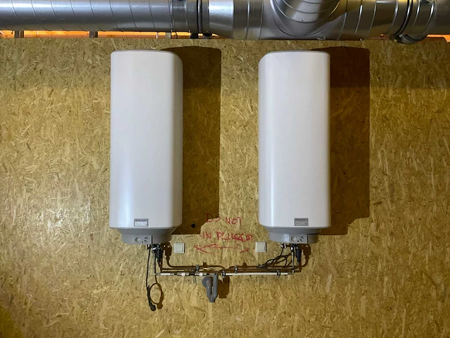 Itho daalderop 150 mono plus elektrische boiler (2x) - afbeelding 1 van  8