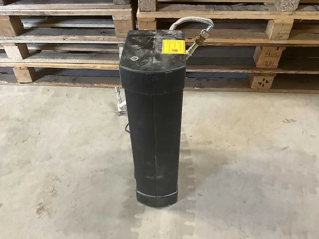 Itho daalderop close-in compact keukenboiler - afbeelding 1 van  3