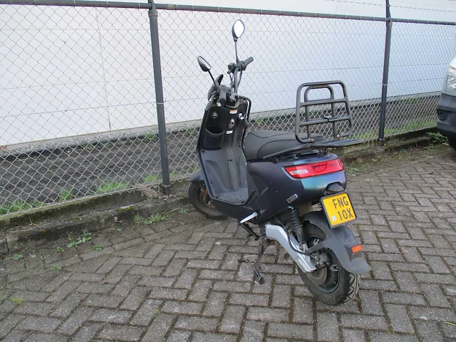 Iva - bromscooter - e-go s4 - scooter - afbeelding 2 van  13