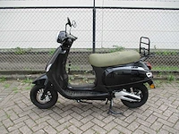 Iva - bromscooter - e-riva - e-scooter - afbeelding 1 van  12