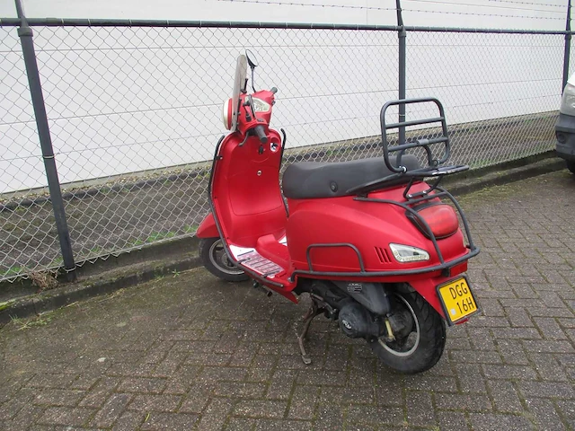 Iva - bromscooter - lux 50 riva - scooter - afbeelding 2 van  10