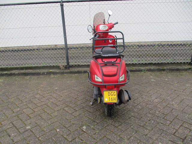 Iva - bromscooter - lux 50 riva - scooter - afbeelding 9 van  10