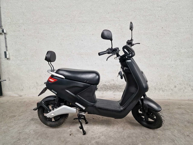 Iva - elektrische snorscooter - e-go s4 - 25km uitvoering ffp88p - afbeelding 2 van  8