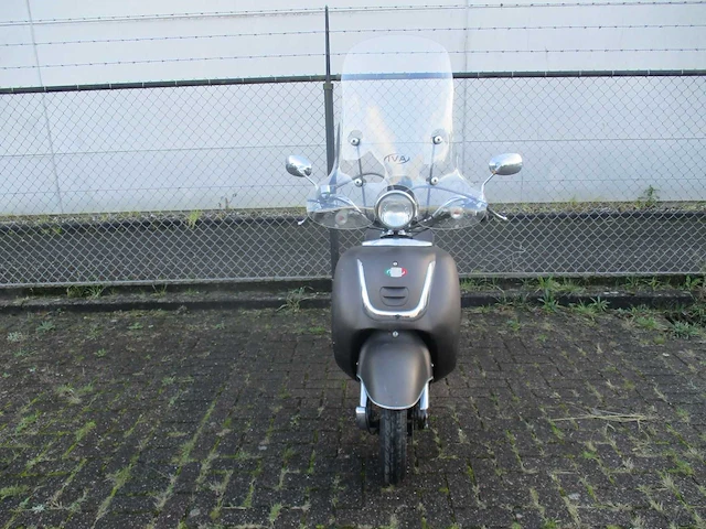 Iva - retro snorscooter - roma 50 - scooter - afbeelding 5 van  11