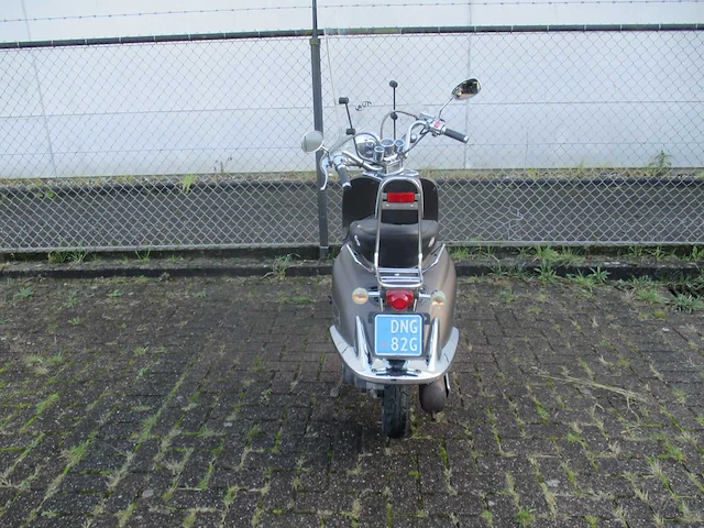 Iva - retro snorscooter - roma 50 - scooter - afbeelding 10 van  11