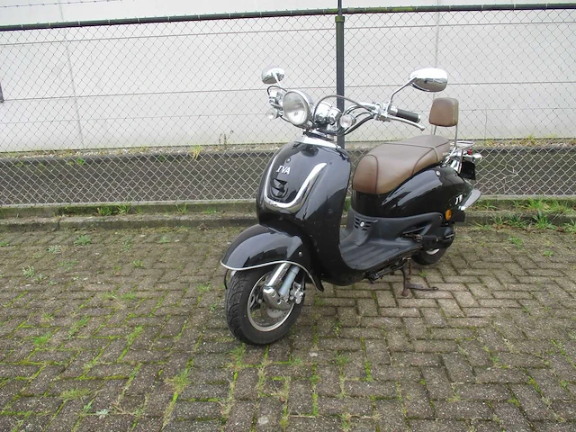 Iva - snorscooter - ra9015 retro - scooter - afbeelding 4 van  11