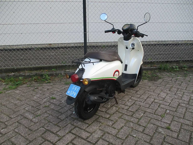Iva - snorscooter - rio 50 - scooter - afbeelding 7 van  11