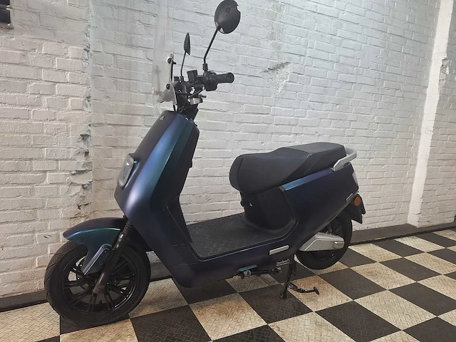 Iva e-go s8 45 km elektrische bromscooter - afbeelding 2 van  7