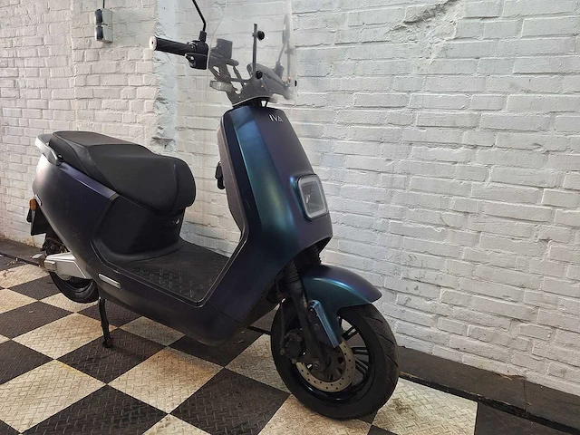 Iva e-go s8 45 km elektrische bromscooter - afbeelding 5 van  7