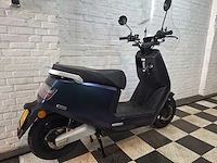 Iva e-go s8 45 km elektrische bromscooter - afbeelding 6 van  7