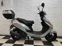 Iva jet 45 km bromscooter 4takt - afbeelding 6 van  7