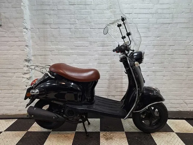 Iva venti 45 km bromscooter 4takt - afbeelding 5 van  7