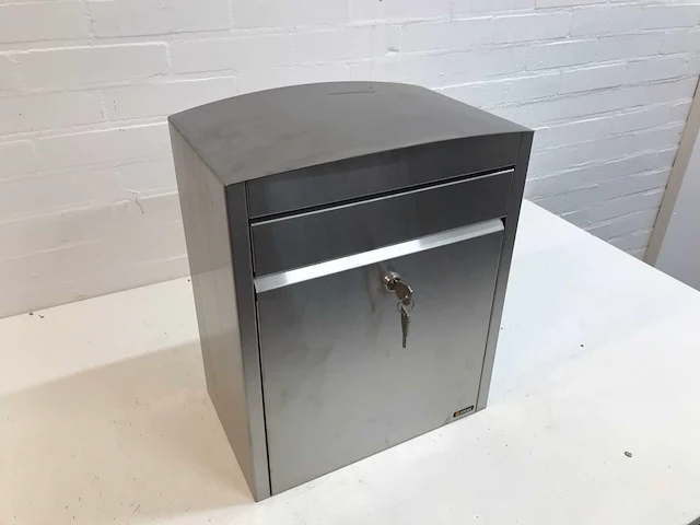 Ivana rvs brievenbus - afbeelding 1 van  3