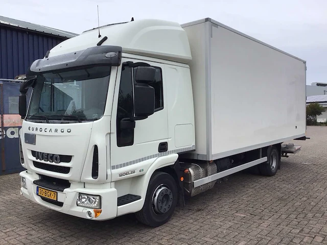 Iveco - 120el euro6 - vrachtwagen - afbeelding 1 van  32