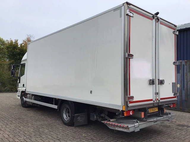 Iveco - 120el euro6 - vrachtwagen - afbeelding 3 van  32