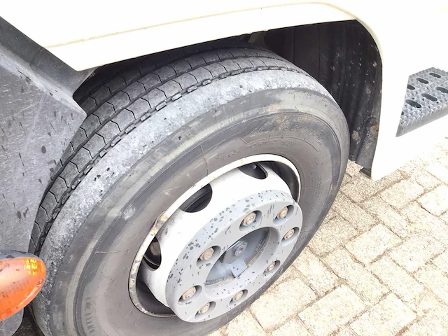 Iveco - 120el euro6 - vrachtwagen - afbeelding 8 van  32
