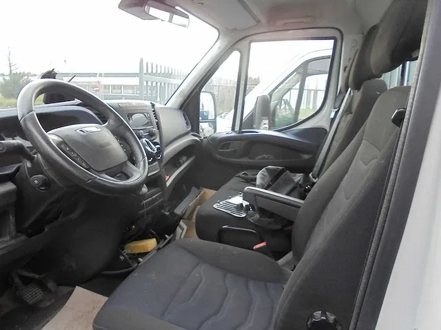 Iveco - 35c16 2.3 375 - v-268-rg - afbeelding 13 van  16