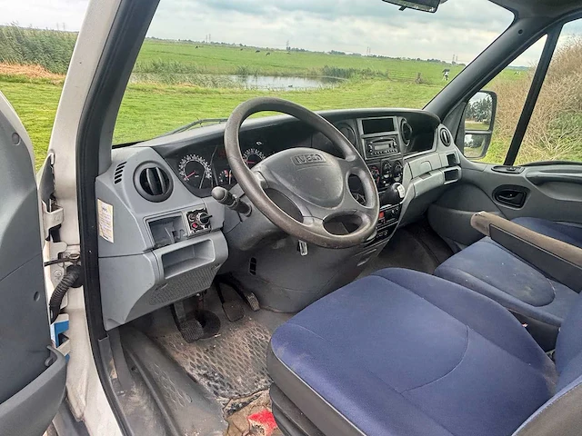 Iveco - daily - 3.0 177 pk be combinatie 15.000 kg samenstel - 35c18 300 - jeepas- van - 2008 - afbeelding 7 van  35