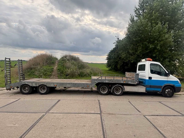 Iveco - daily - 3.0 177 pk be combinatie 15.000 kg samenstel - 35c18 300 - jeepas- van - 2008 - afbeelding 34 van  35