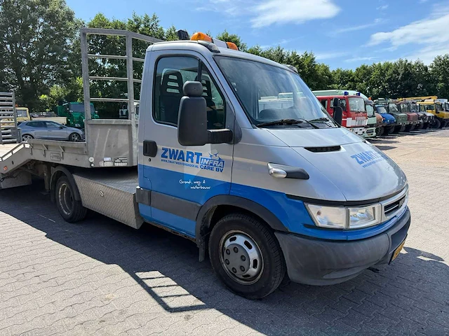 Iveco - daily - 35c17 300 - bedrijfswagen - afbeelding 25 van  30