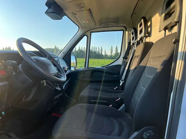 Iveco - daily - 35s15 3.0 410 - v-931-lg - afbeelding 10 van  11