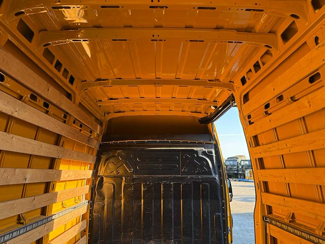 Iveco - daily - 35s16v 2.3 352 h3 l2 - bedrijfswagen - afbeelding 36 van  46