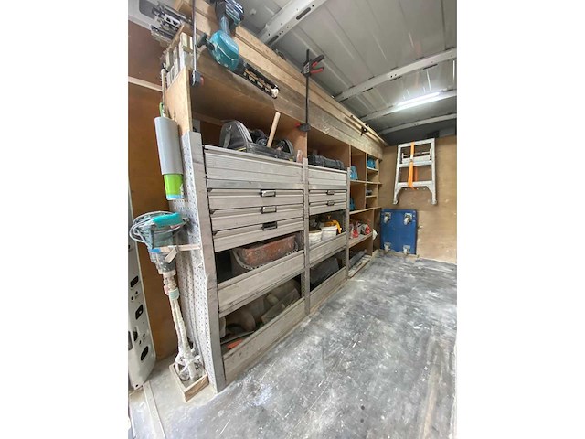 Iveco - daily - 35s16v 2.3 352 l2h2 - bedrijfswagen - afbeelding 3 van  13