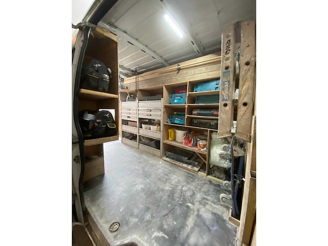 Iveco - daily - 35s16v 2.3 352 l2h2 - bedrijfswagen - afbeelding 13 van  13