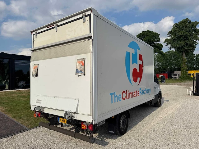 Iveco - daily - 35s16v 2.3 410 h2 - vhh-35-k - 2017 - afbeelding 8 van  21