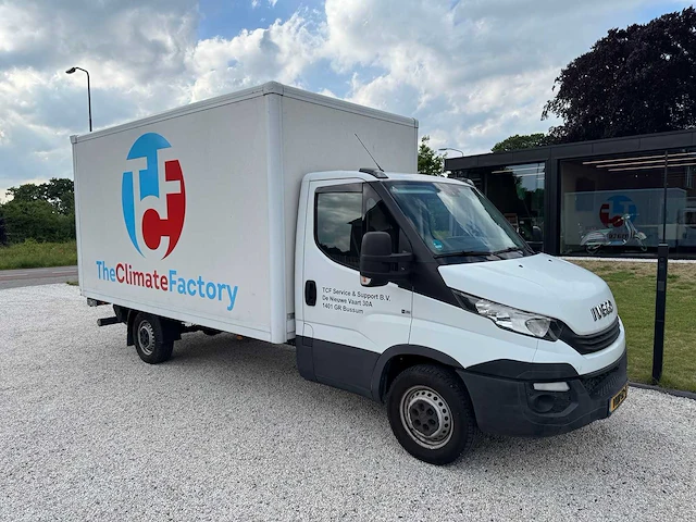Iveco - daily - 35s16v 2.3 410 h2 - vhn-12-t - 2017 - afbeelding 17 van  22