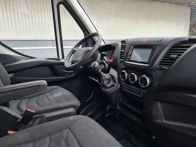 Iveco - daily - 35s17v 3.0 352 h1 - vht-91-j - afbeelding 5 van  14