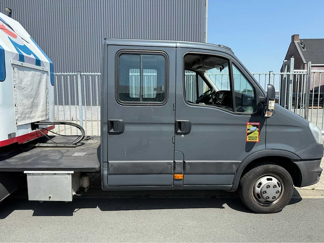 Iveco - daily - be trekker met caravan oplegger - bedrijfswagen - 2012 - afbeelding 6 van  56
