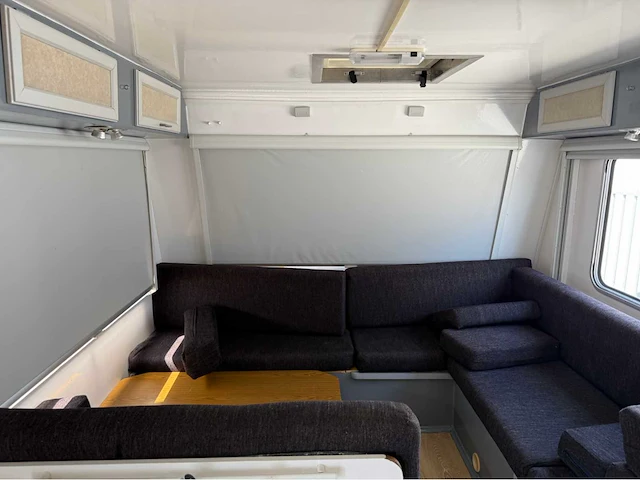 Iveco - daily - be trekker met caravan oplegger - bedrijfswagen - 2012 - afbeelding 13 van  56