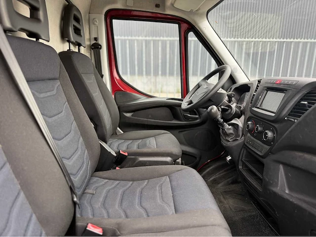 Iveco - daily - zelf bouw camper - 2017 - afbeelding 14 van  41