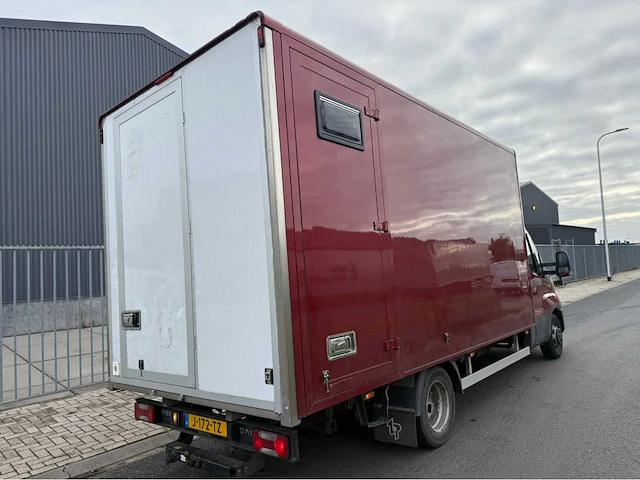 Iveco - daily - zelf bouw camper - 2017 - afbeelding 39 van  41