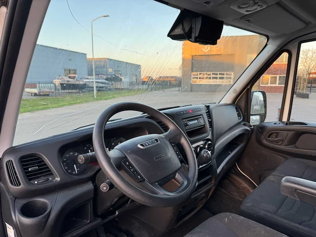 Iveco - daily bakwagen + laadklep - 35c16 2.3 410 - bedrijfswagen - 2019 - afbeelding 5 van  27