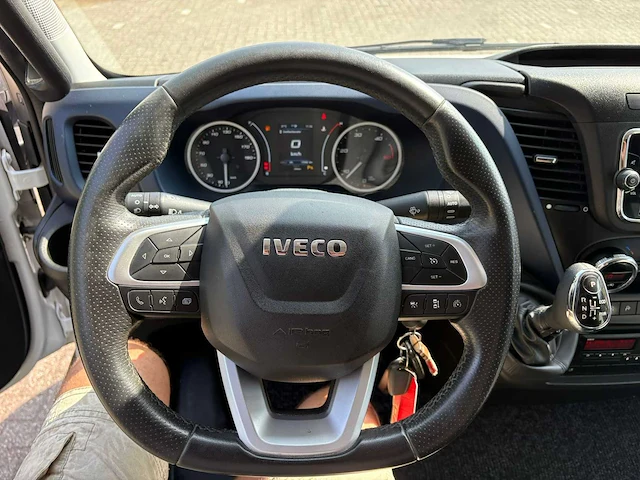 Iveco - daily himatic - 35s16v 2.3 410 h3 - bedrijfswagen - afbeelding 14 van  17