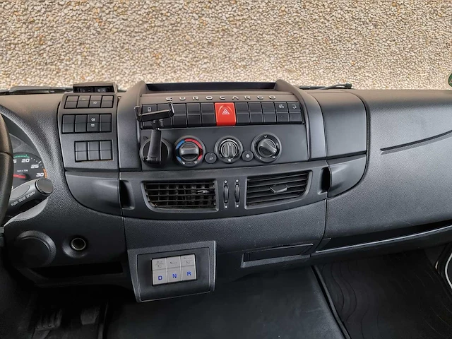 Iveco - eurocargo 80 - e6 80e19 - oprijwagen - afbeelding 2 van  33