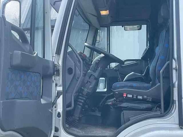 Iveco - eurocargo90e21 - vrachtwagen - 2004 - afbeelding 16 van  39